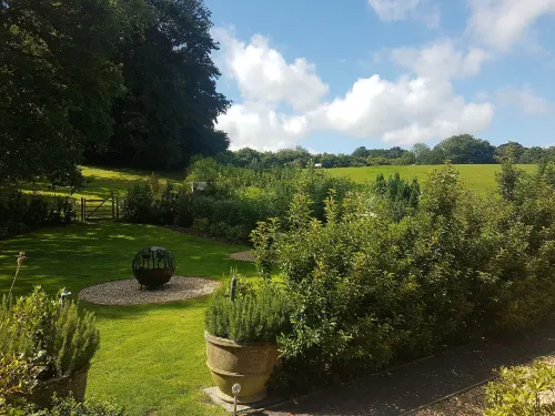 Hurtwood Hotel