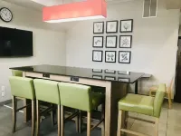 Country Inn & Suites by Radisson, Warner Robins, GA