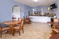 Americas Best Value Inn and Suites Branson Near the Strip