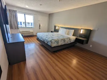 金曼西6號汽車旅館