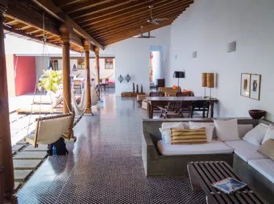 Los Patios Hotel Granada โรงแรมใน