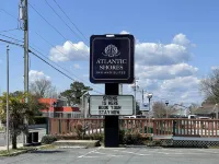 Atlantic Shores Inn and Suites - parking