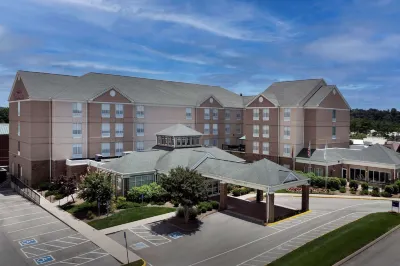 Hilton Garden Inn Knoxville West/Cedar Bluff Hotels near Home Storage Center