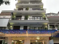 Rio Hotel Hotels near Hồ Kỳ Lân