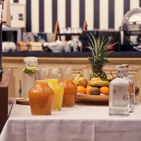 Garrigae Domaine de l'Esterel - Piscine & Spa Cinq Mondes