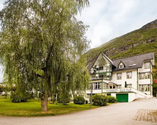 Hjelle Hotel Ξενοδοχεία στην πόλη Stryn
