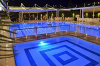 Grand Cali Hotel - Pools