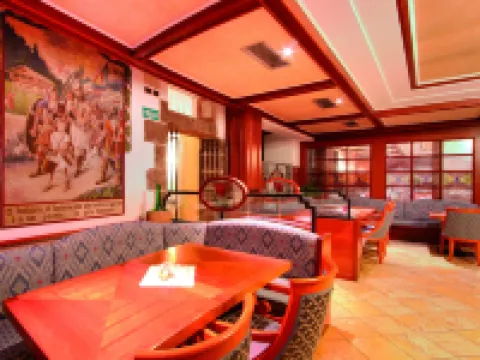 Hotel Dolomiti Schloss Hotels in Canazei