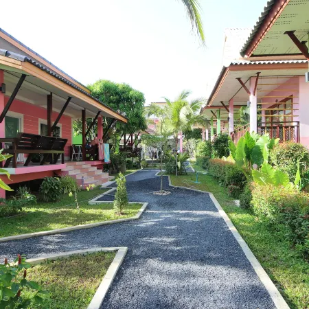 Pinky Bungalow Resort & Villa
