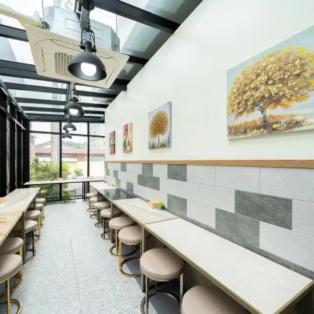 Suncheon Hound Hotel Suncheon Station Branch