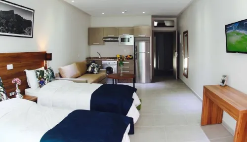 L'Escale Suites Résidence Hôtelière by 7AV Hotels - 4-Star