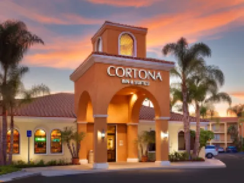 Cortona Inn and Suites Anaheim Resort Hotels near Anaheim Convention Center