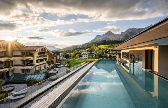 霍克皇後- 山間度假村