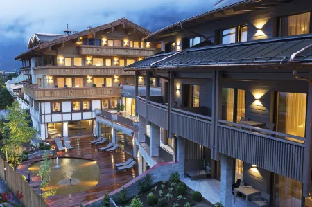 ElisabethHotel Premium Private Retreat- Adults Only