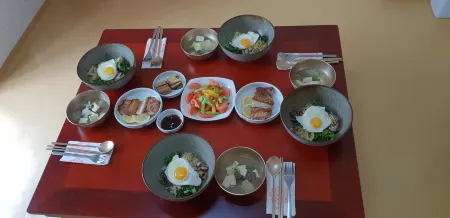 Okyeon Jeongsa Отели рядом с достопримечательностью «Byeongsanseowon Confucian Academy»