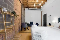 The Little Prince Rooms - Old Montreal Hotels in Montreal