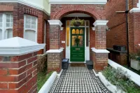Simply Hove by My Getaways