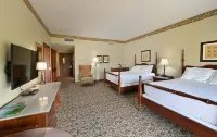 Carlisle Inn Hotels in Wayne Township
