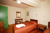 Aloni Suites