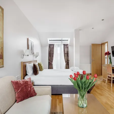 Euterpe Hotel