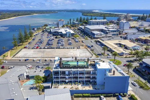 Mantra Quayside Port Macquarie - Kitchens