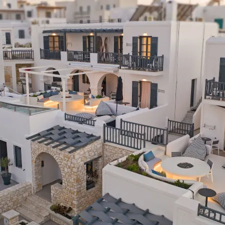 Parian Boutique Hotel