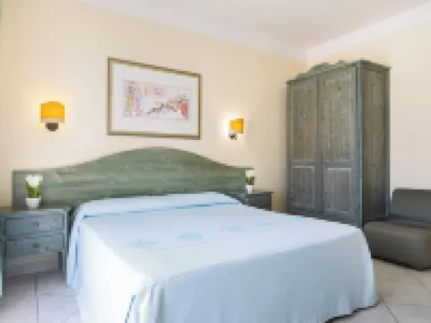 โรงแรมมาเรีย โรซาเรีย โรงแรมในOrosei