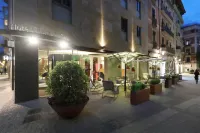 Apartaments Plaça Del VI Hotels in Madremanya