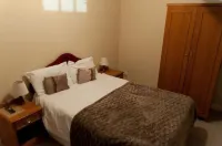 The Oak Hotels in Wychavon District