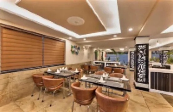 Wood Stock Kasauli - Rooms & Cottages - Panoramic View & Balcony Rooms