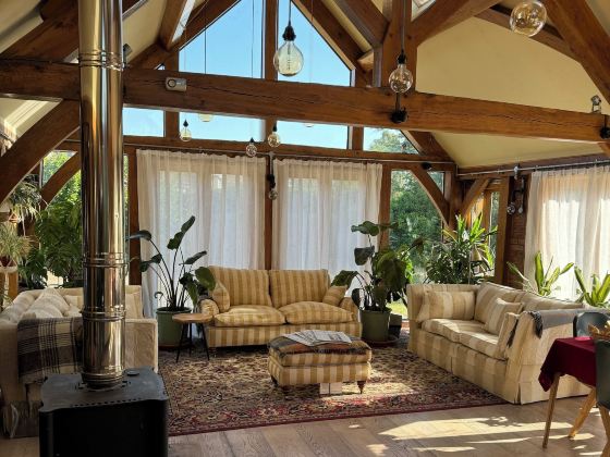 Heathrow Cottages B&B