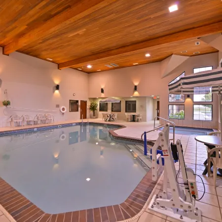 Kelly Inn and Suites Mitchell