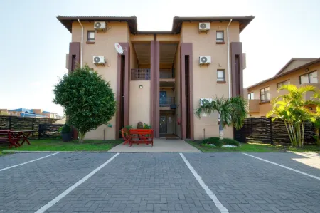 Seagull Lodge Отели в г. Ричардс Бей