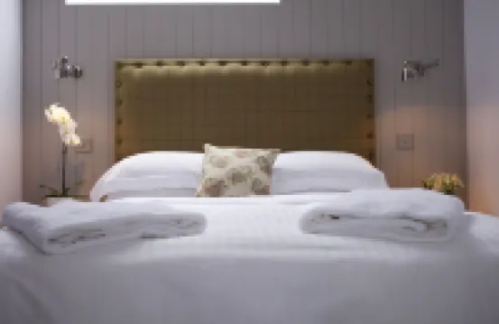 巴拉城堡旅館