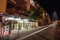 Hotel le Saint Pierre ÎLe de La Reunion. Hotels near Saga du Rhum