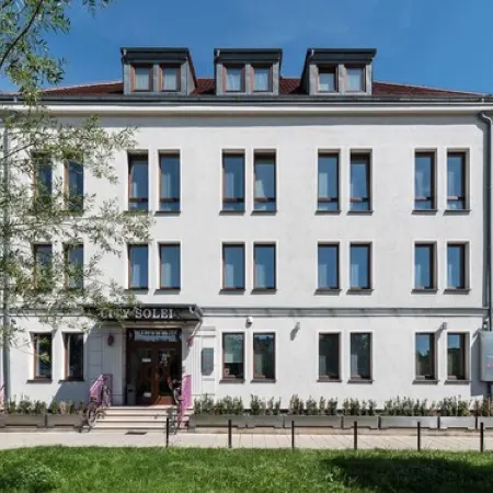 City Solei Boutique Hotel Отели рядом с достопримечательностью «Мальтанское озеро»