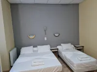 Hôtel le Milan Hotels near TARBES RAILWAY STATION