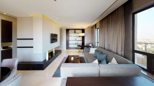 The House Boutique Suites - สระว่ายน้ำบนดาดฟ้า