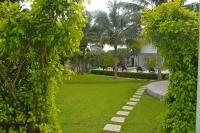 Hôtel Casa Cornelia Hotels near Songhaï Graffiti wall