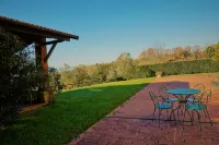 Agriturismo Antico Borgo Poggitazzi Hotels in Montevarchi