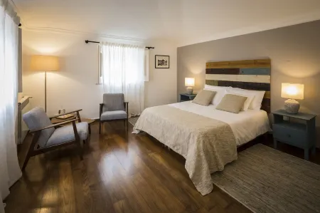 Quinta do Pé Descalço Guesthouse Sintra - Relaxing Countryside Stay to Discover Heritage and Coast