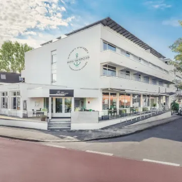 遊艇俱樂部酒店 鄰近SEA LIFE Timmendorfer Strand的酒店