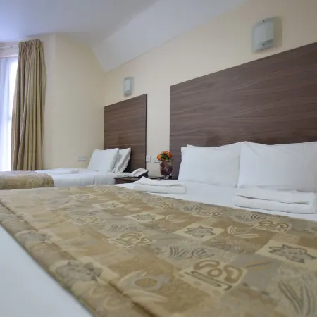 Lucky 8 Hotel