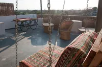 JHouse Near Bhikaji