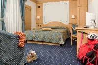 Hotel Garni Lastei Hotel in zona Torri del Vajolet