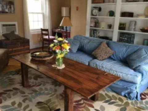 The Sunny G B&B Hotels in Campton