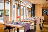 Botango Hotels in Töll
