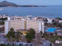 รีสอร์ทที่มีสปาสำหรับครอบครัว Cabot Pollensa Park