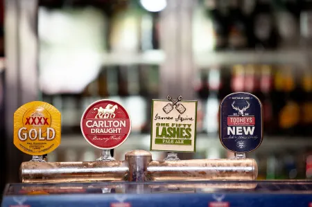 Royal Hotel Singleton Отели рядом с достопримечательностью «Sacred Spaces»