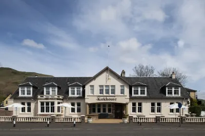 Kirkhouse Inn Hotels near Cairns Church